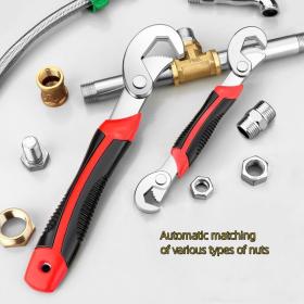 Universal adjustable wrench
